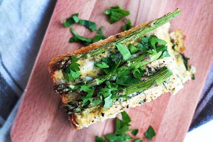 Easy 'Mix and Bake' Crustless Asparagus Quiche