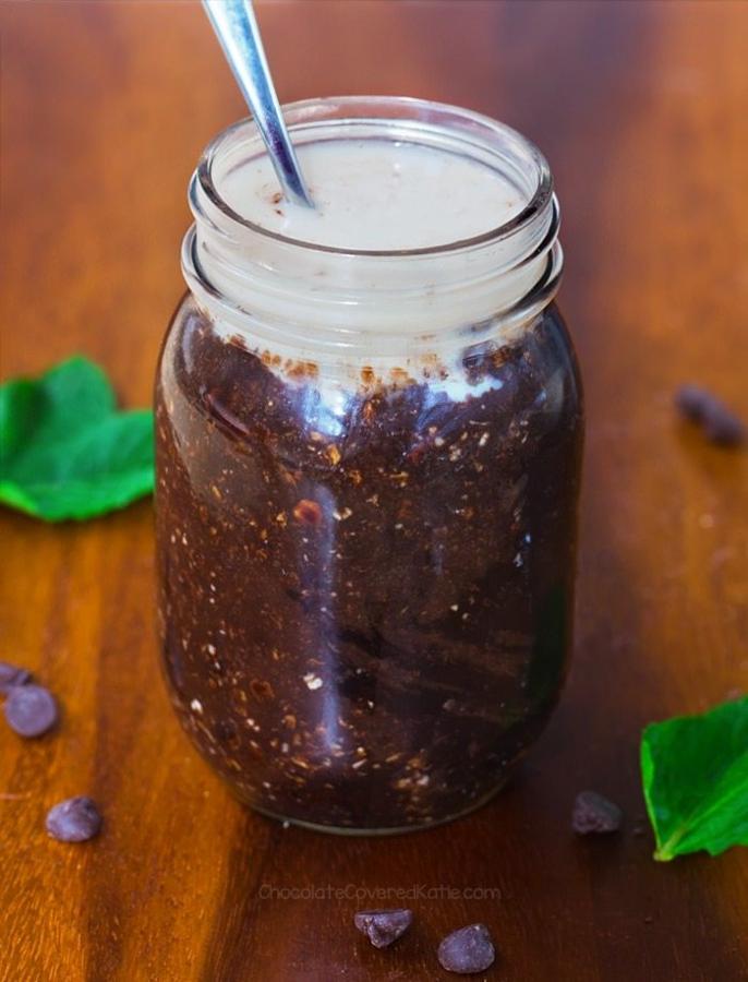 Thin Mint Cookie Overnight Oats